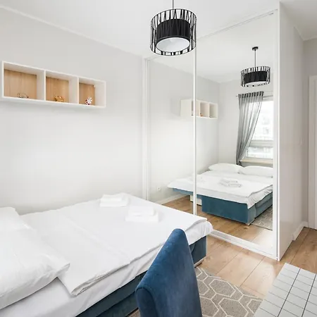 Apartment Racjonalizacji Stylish Warsaw