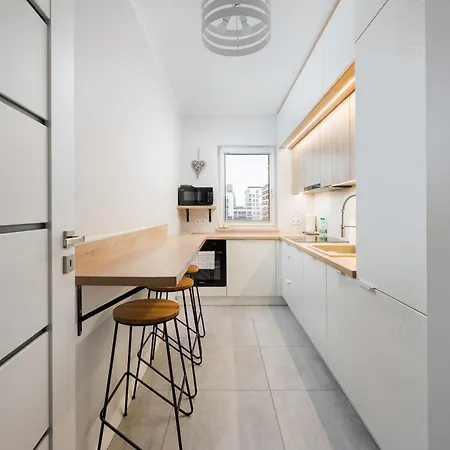 Racjonalizacji Stylish By Bookinghost * Varšava